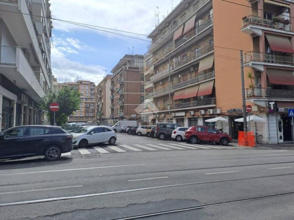 negozio in affitto a Roma in zona Prenestino-Centocelle