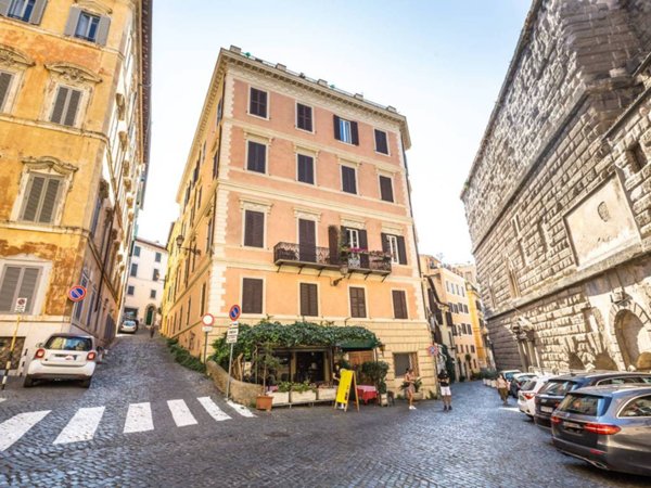 appartamento in affitto a Roma in zona Rione Monti/Campitelli