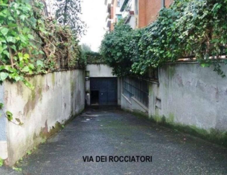 locale commerciale in affitto a Roma