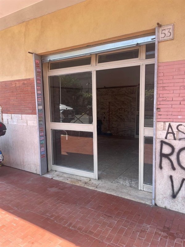 negozio in affitto a Roma in zona Collatino