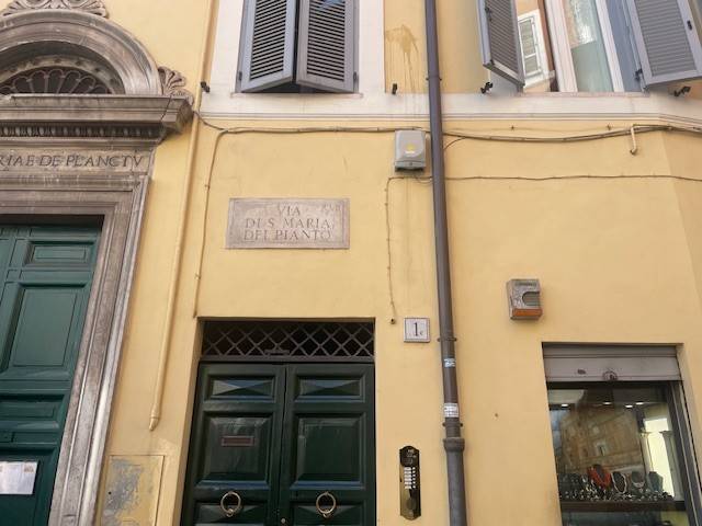 negozio in affitto a Roma in zona Centro Storico