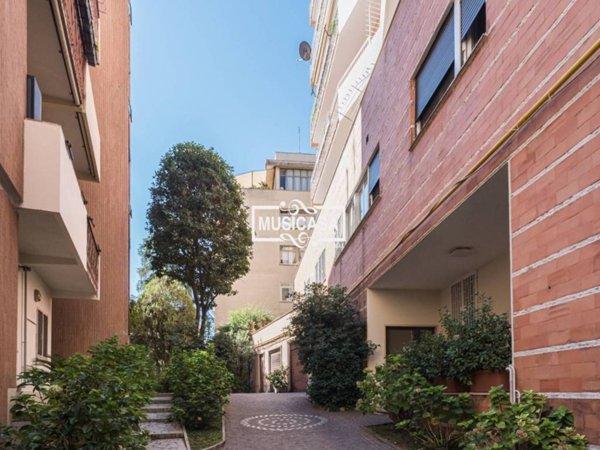 appartamento in affitto a Roma in zona Centro Storico