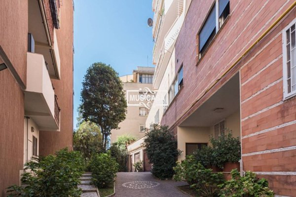 appartamento in affitto a Roma in zona Centro Storico