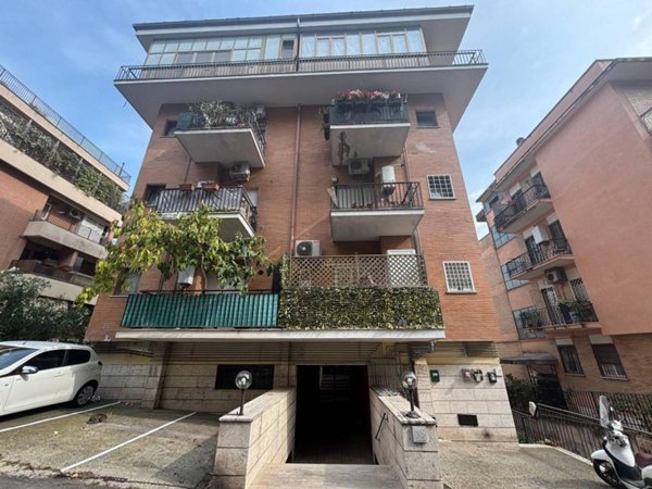 appartamento in affitto a Roma in zona Tomba di Nerone