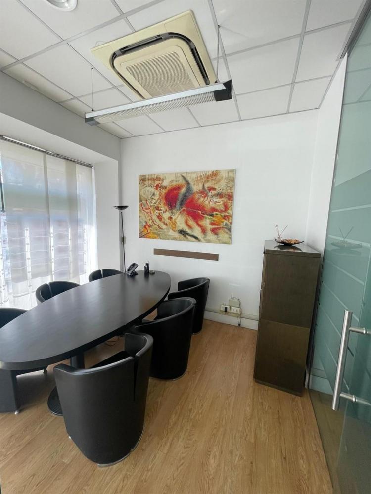 negozio in affitto a Roma in zona EUR