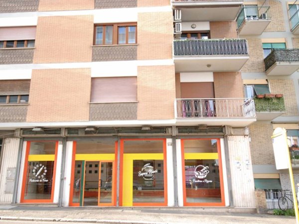 negozio in affitto a Roma in zona Pietralata