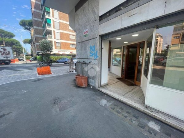 negozio in affitto a Roma in zona Monte Sacro/Talenti