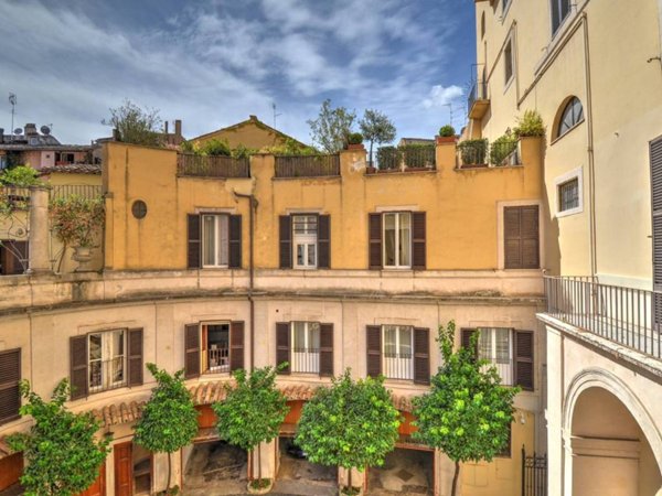 appartamento in affitto a Roma in zona Parione/Sant'Eustachio