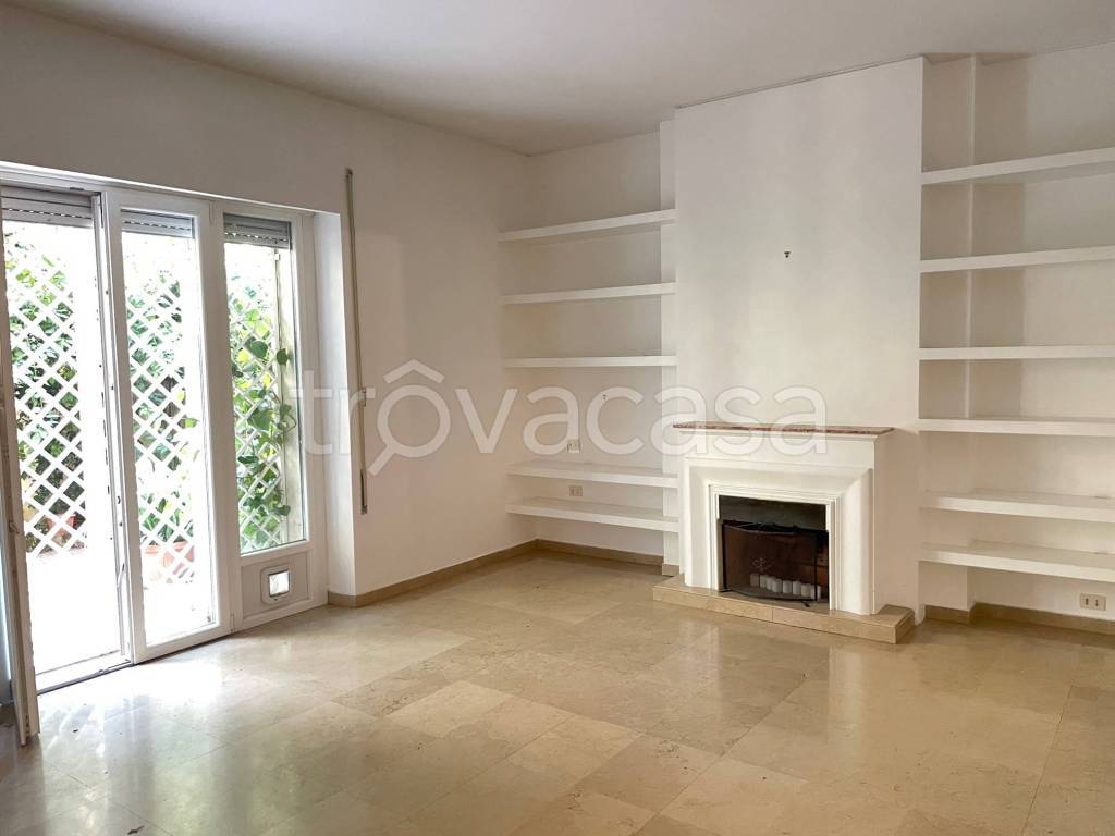 appartamento in affitto a Roma in zona San Saba - Ripa