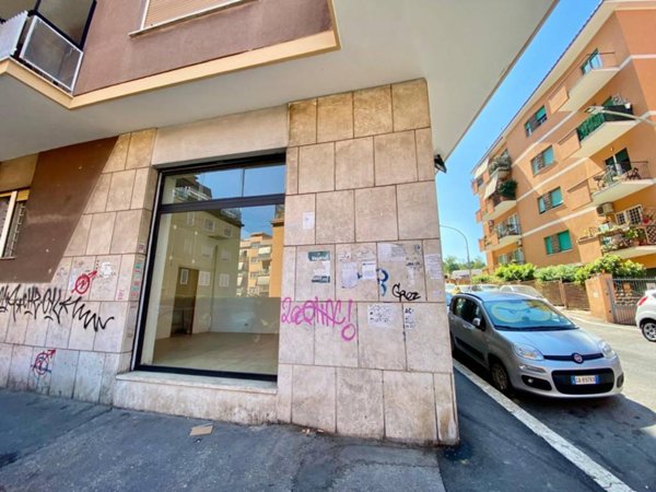 negozio in affitto a Roma in zona Gianicolense
