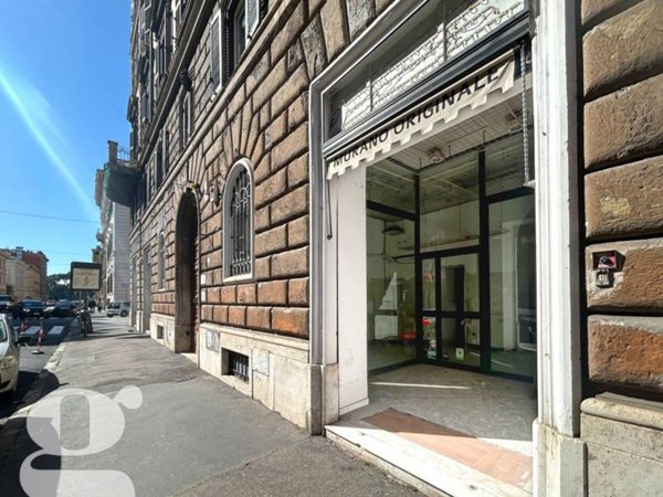 quadrivano in affitto a Roma in zona Rione Prati
