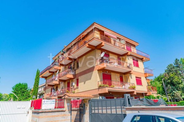 appartamento in affitto a Roma in zona Colle del Sole