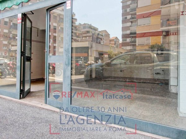 negozio in affitto a Roma in zona Pietralata