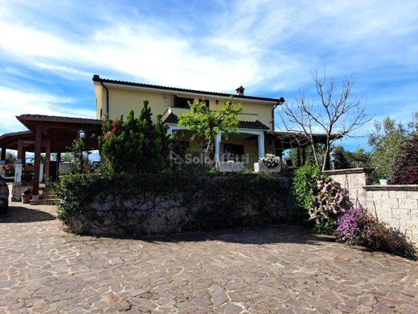casa indipendente in affitto a Roma in zona Finocchio