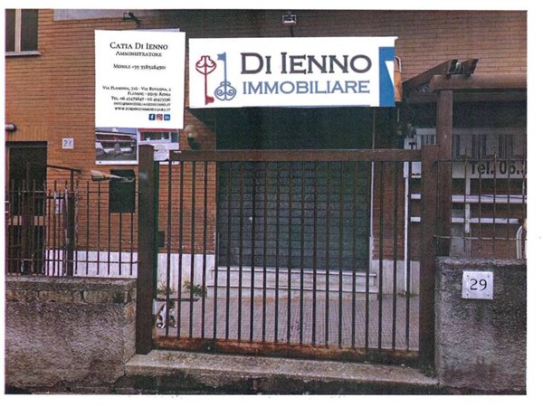 negozio in affitto a Roma in zona Labaro