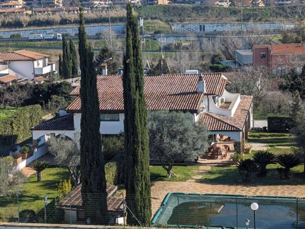 casa indipendente in affitto a Roma in zona Casalotti