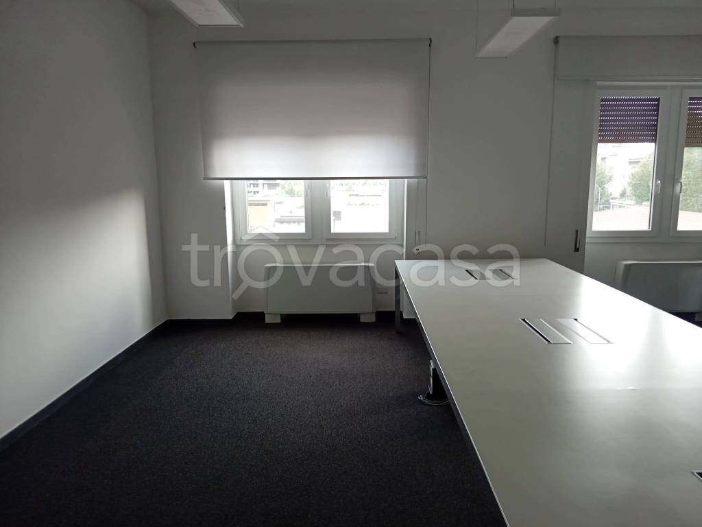 ufficio in affitto a Roma in zona Pietralata