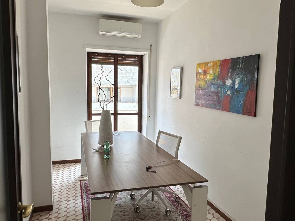 ufficio in affitto a Roma in zona EUR