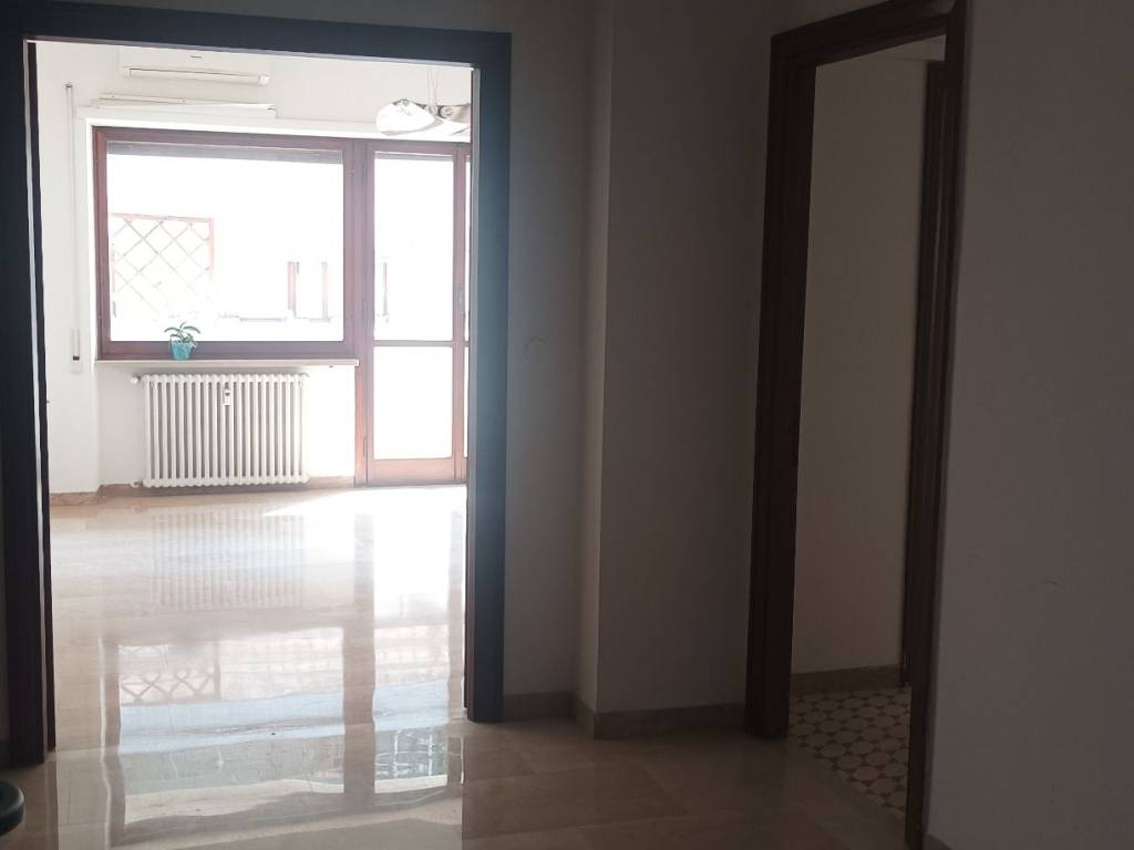 ufficio in affitto a Roma in zona Ostiense