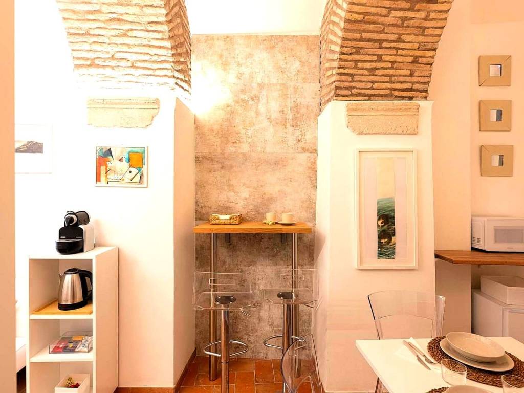 appartamento in affitto a Roma in zona Rione Regola