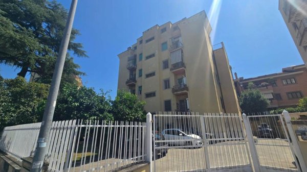 negozio in affitto a Roma in zona Labaro