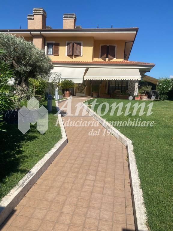 casa indipendente in affitto a Roma in zona Marcigliana
