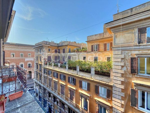 appartamento in affitto a Roma in zona Parione/Sant'Eustachio