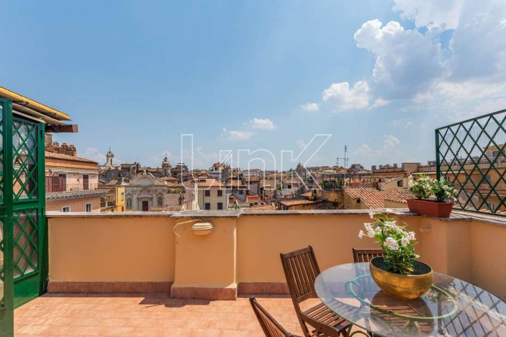 appartamento in affitto a Roma in zona Parione/Sant'Eustachio