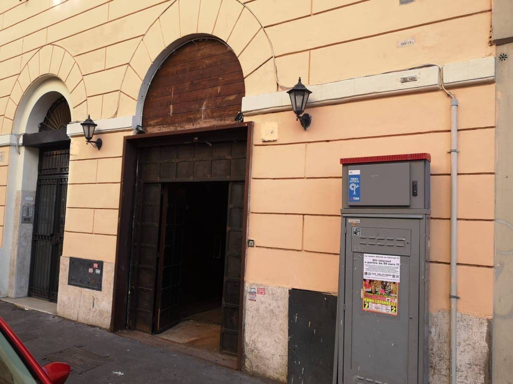 negozio in affitto a Roma in zona Salario