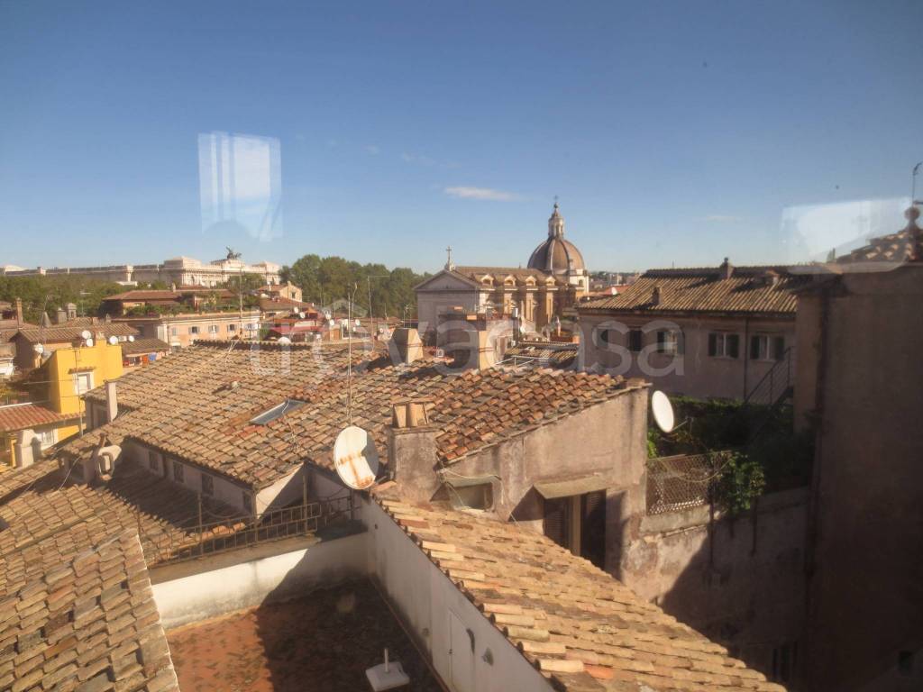 appartamento in affitto a Roma in zona Rione di Ponte