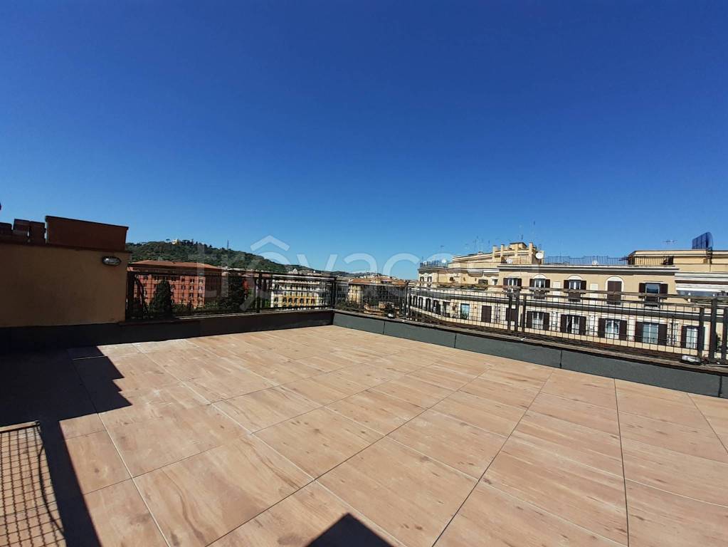 appartamento in affitto a Roma in zona Rione Prati
