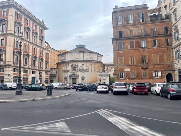 negozio in affitto a Roma in zona Ludovisi/Sallustiano