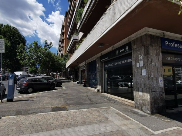 negozio in affitto a Roma in zona Aurelio