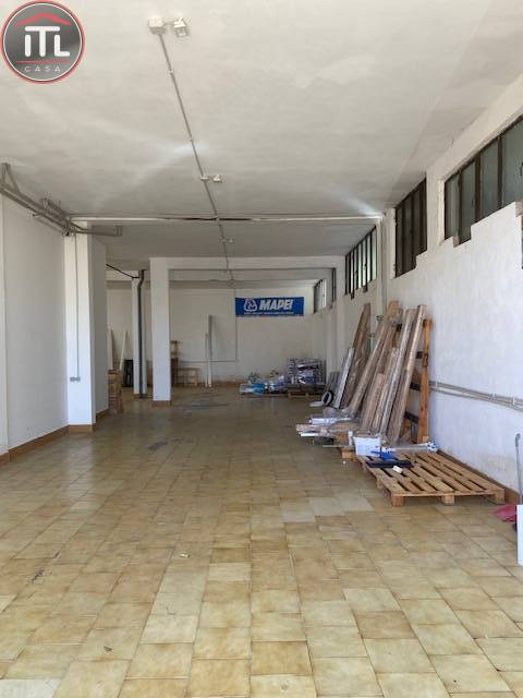 locale commerciale in affitto a Roma in zona Massimina/Casal Lumbroso