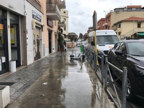 negozio in affitto a Roma in zona Torrevecchia