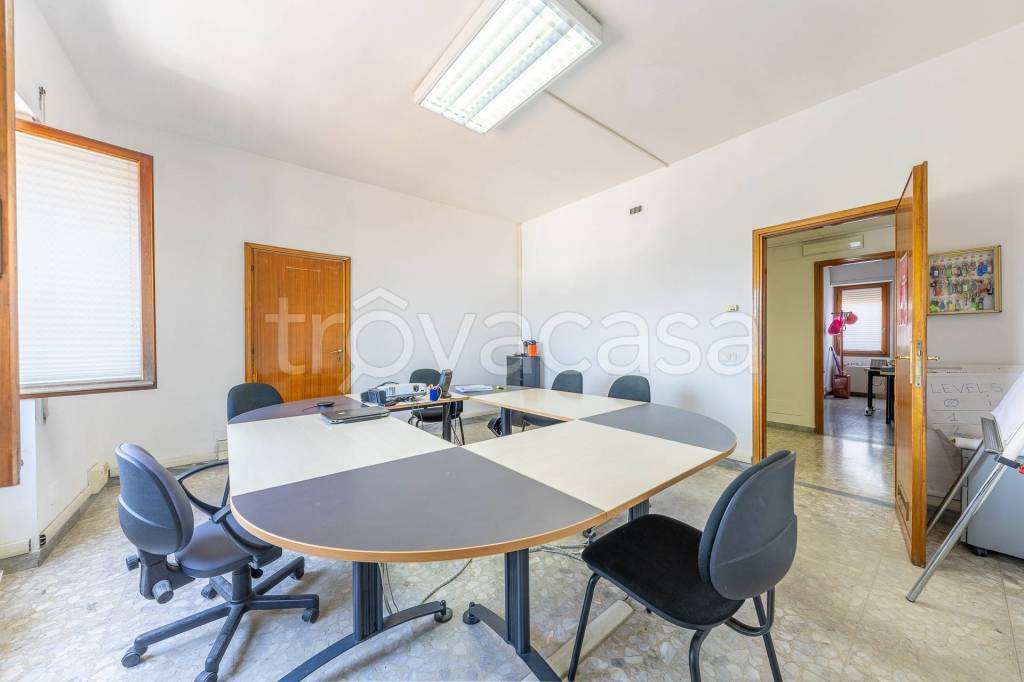 ufficio in affitto a Roma in zona Pietralata