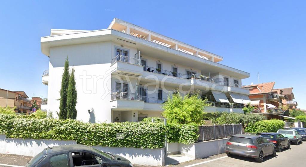 appartamento in affitto a Roma in zona Finocchio
