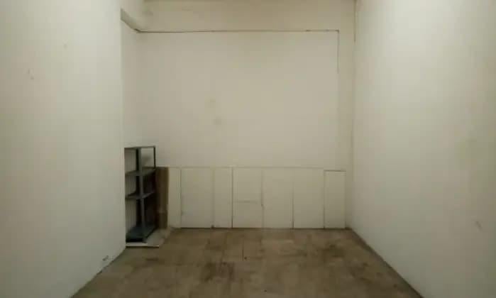negozio in affitto a Roma in zona Portuense