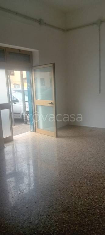 negozio in affitto a Roma in zona Alessandrino