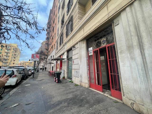 negozio in affitto a Roma
