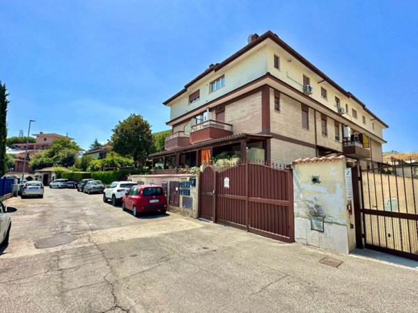 appartamento in affitto a Roma in zona Casal Morena
