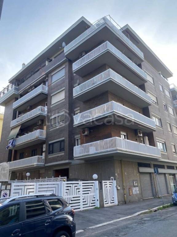 appartamento in affitto a Roma in zona Ostia