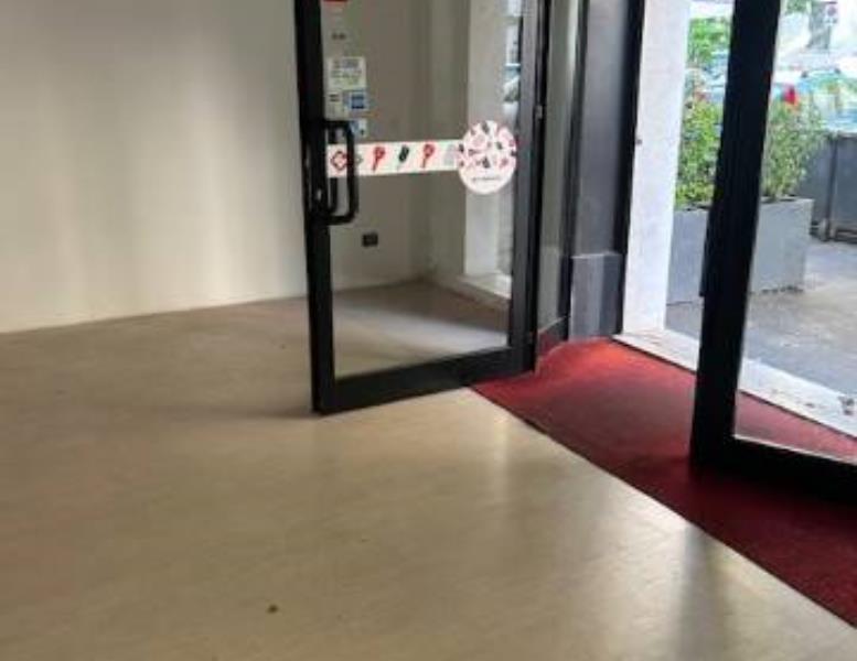 locale commerciale in affitto a Roma in zona Appio Latino