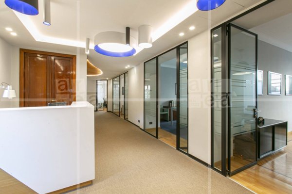 ufficio in affitto a Roma in zona Trevi-Colonna