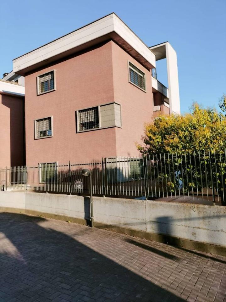 appartamento in affitto a Roma in zona Tor Cervara