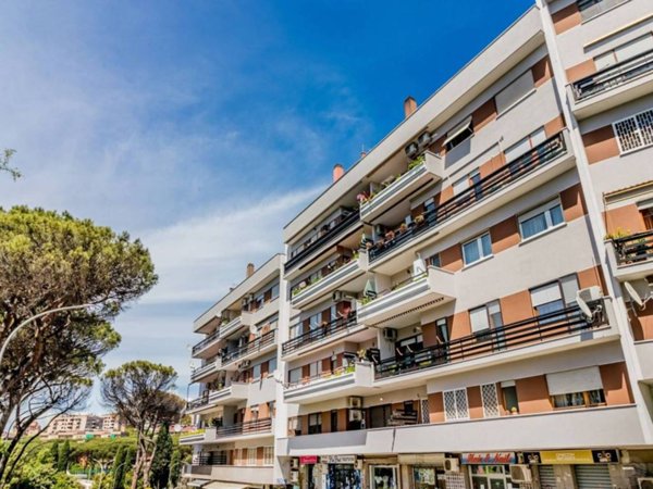 ufficio in affitto a Roma in zona Mostacciano