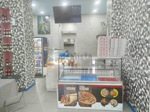 locale di sgombero in affitto a Roma in zona Ardeatino