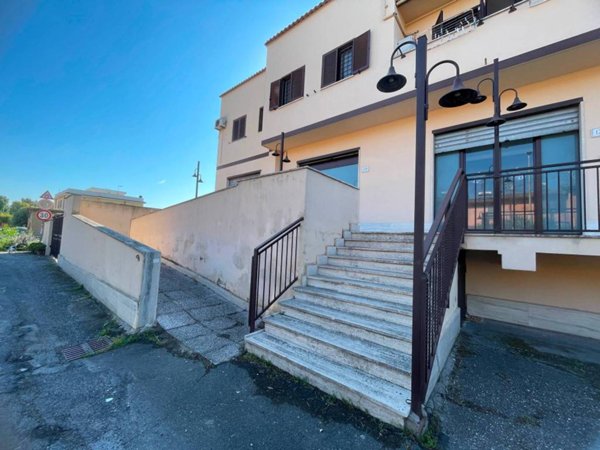 negozio in affitto a Roma in zona Ostiense