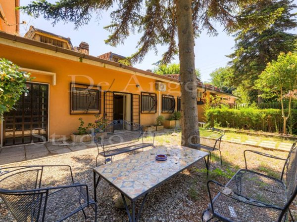 casa indipendente in affitto a Roma in zona Olgiata