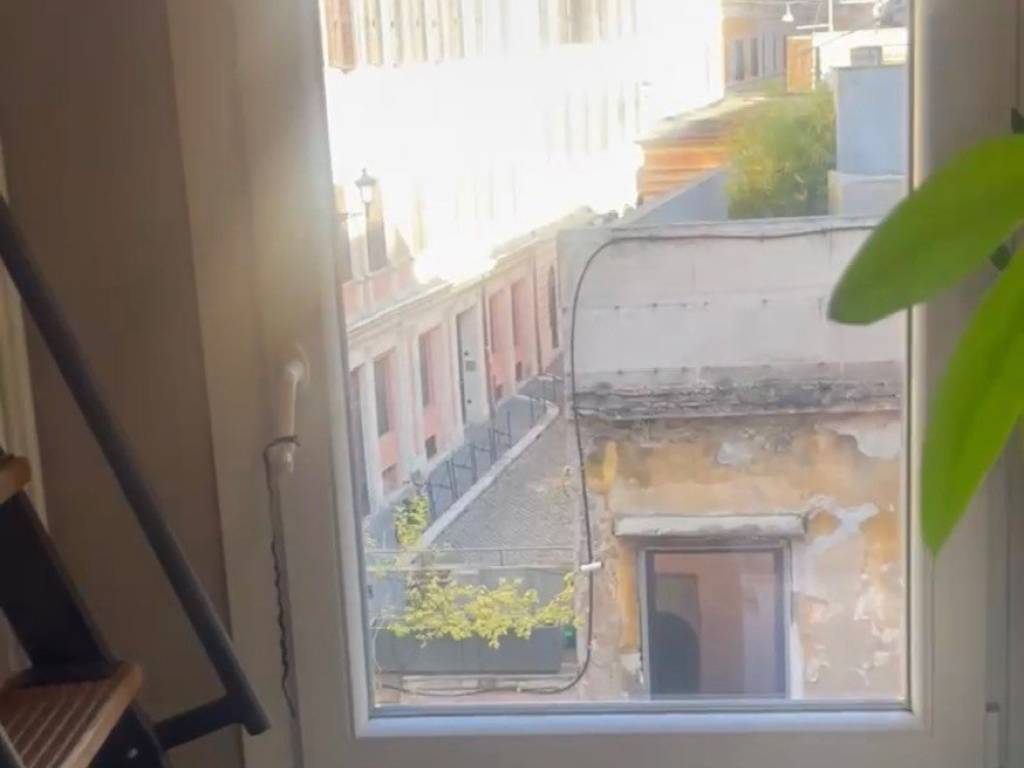 appartamento in affitto a Roma in zona Trevi-Colonna